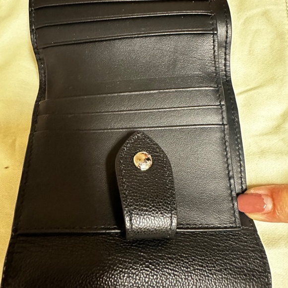 💕Burberry wallet💕 - Picture 4 of 6